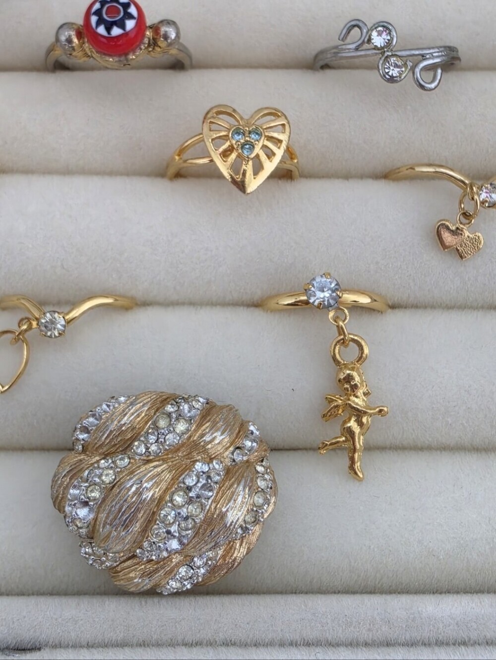 Vintage Avon, Sarah Coventry & NOS Rings 21pc Lot | Cottagecore Coquette Rings - Picture 5 of 17